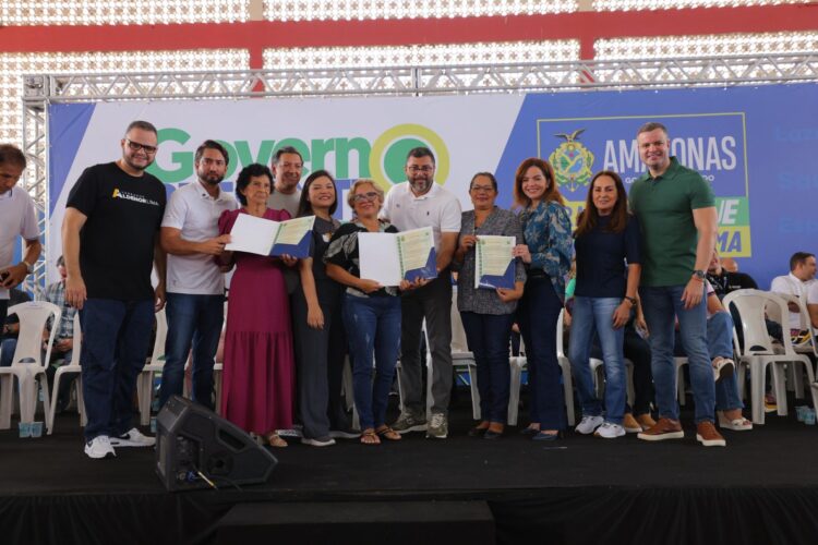 Governador Wilson Lima leva 21ª edição do Governo Presente à Compensa com serviços de cidadania, saúde e crédito