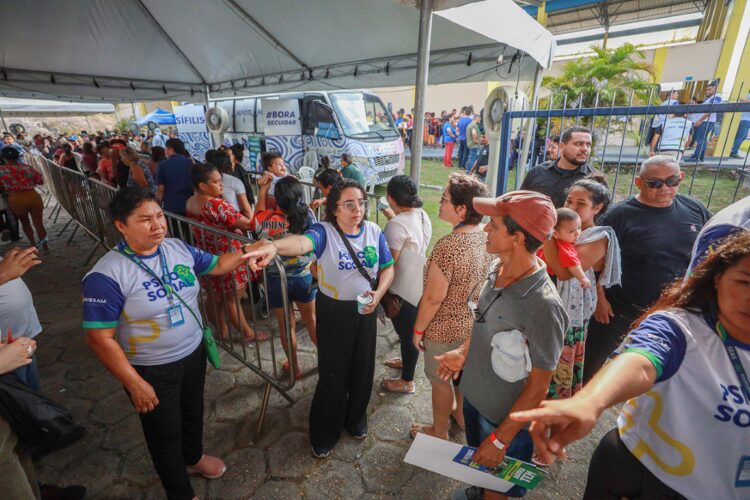 Governo Presente: 25ª edição registra mais de 7,6 mil atendimentos na zona leste de Manaus
