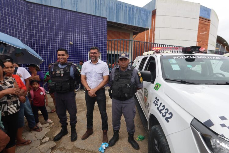 Governador Wilson Lima entrega novas viaturas e reforça a segurança na Tríplice Fronteira