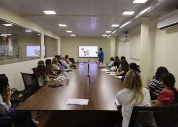 Ipaam 30 anos: Programação segue com discussão sobre Termo de Referência para material botânico