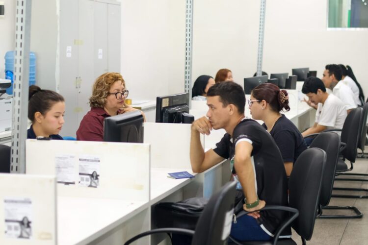 Sine Amazonas divulga 120 vagas de emprego para esta terça-feira