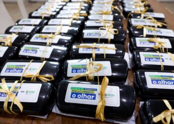 Governador Wilson Lima entrega 2 mil óculos e reforça atendimento oftalmológico no Amazonas