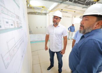 Governador Wilson Lima vistoria obras da Policlínica e do Hospital-Dia do Complexo Hospitalar Sul, que ultrapassam 80% de execução