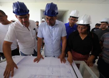 Governador Wilson Lima visita obras do Hospital Municipal Antônio Maia Barbosa, no Careiro da Várzea
