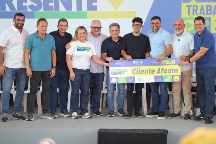 Governador Wilson Lima acompanha 31ª edição do Governo Presente no sábado de Carnaval com serviços de cidadania, saúde e bem-estar