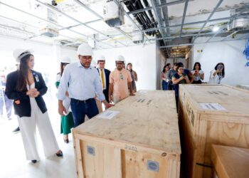 Governador Wilson Lima vistoria etapa final das obras do Hospital-Dia e Policlínica do Complexo Hospitalar Sul