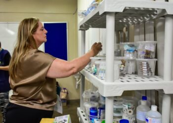 Carnaval na Floresta 2026: Posto da SES-AM, no Sambódromo, registra seis atendimentos no primeiro dia de desfile das Escolas de Samba