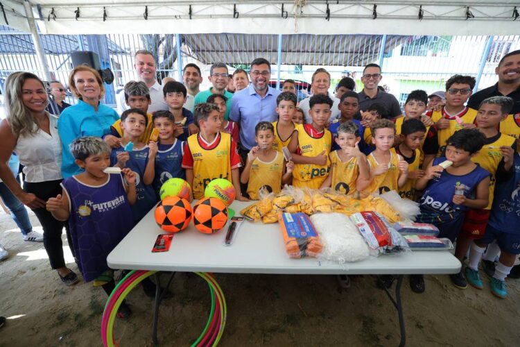 Governador Wilson Lima entrega Arena Poliesportiva Estrela fortalecendo o esporte comunitário no bairro da Compensa