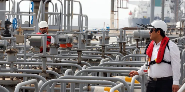 Infraestrutura petrolífera de Kharg sem danos após ataque dos EUA