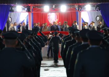 Governador Wilson Lima forma 104 aspirantes a oficiais da Polícia Militar e reforça comando da Segurança Pública no Amazonas