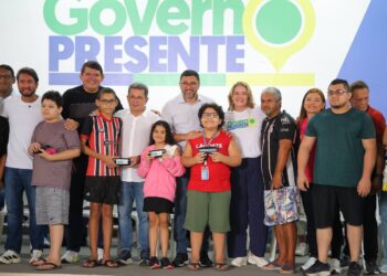 Governador Wilson Lima inaugura sexto Castramóvel na 32ª edição do Governo Presente, no Japiim