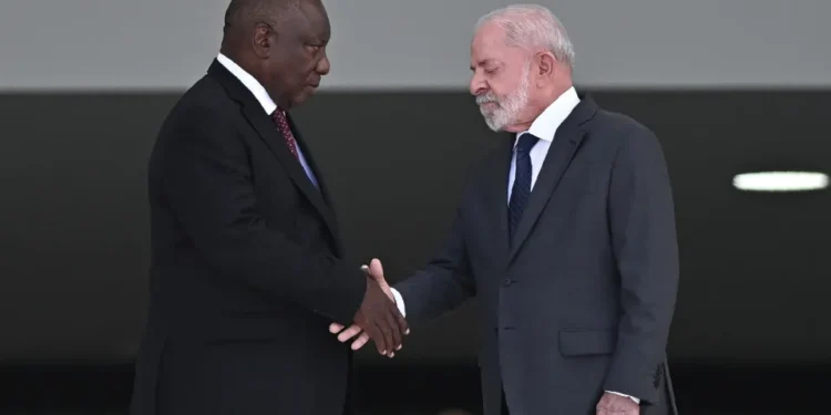 Lula defende reforço da defesa nacional e alerta para risco de invasão