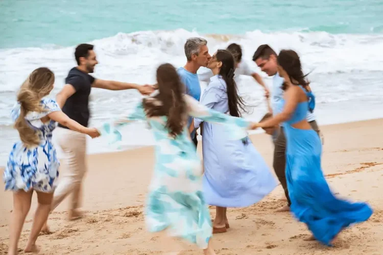 Filhos fazem ensaio fotográfico com mãe em câncer terminal durante última viagem em família – País