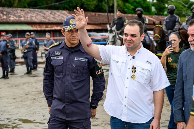 Durante celebração dos 189 anos da PMAM, governador interino Roberto Cidade destaca mais de R$ 1 bilhão em investimentos na segurança pública