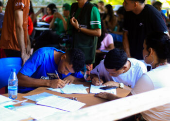 Livros e jogos educativos são criados por professores e estudantes de comunidades da Amazônia - FAS