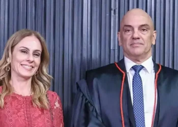 Moraes e esposa viajaram em jatos de empresa de Vorcaro, diz jornal – País