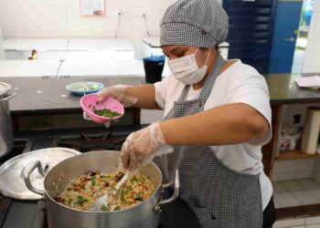 Merendeiras da rede estadual disputam prêmio nacional de Melhores Receitas da Alimentação Escolar