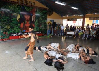 Alunos da EE Profº Rofran Belchior apresentam projetos voltado à diversidade cultural indígena – Agência Amazonas de Notícias