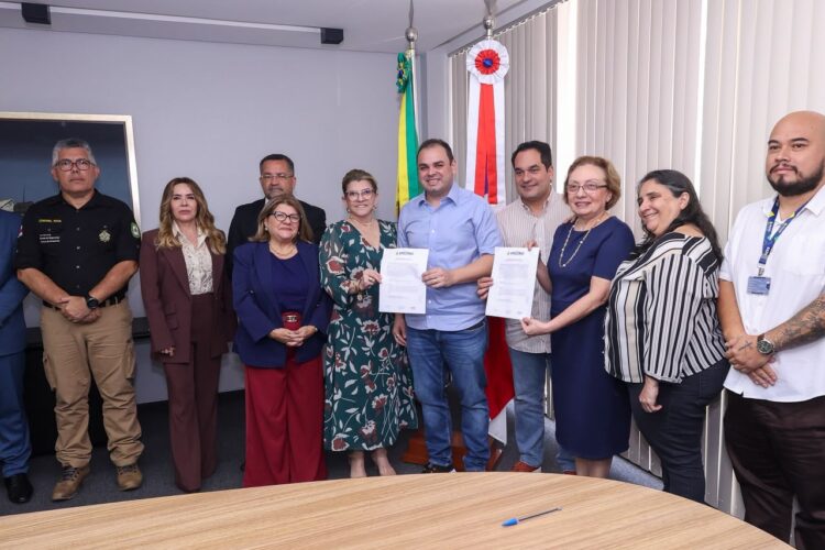 Governador Roberto Cidade assina ordem de serviço para implantação da nova sede da Delegacia Especializada em Crimes contra o Meio Ambiente