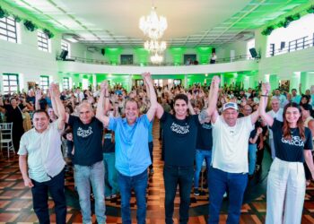 Em lançamento da pré-candidatura de Matheus Garcia, Omar Aziz fala sobre a importância de obras estruturantes para o futuro do Amazonas