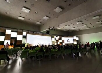 Virgilio Viana abre o Amazon On 2026 com palestra sobre os desafios do desenvolvimento sustentável na Amazônia - FAS