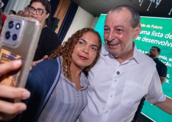Omar propõe linha de crédito para fortalecer bares e restaurantes no Amazonas
