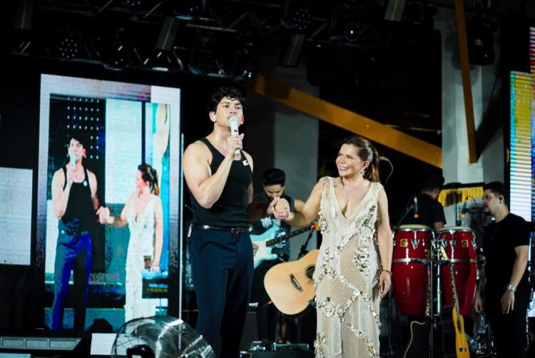 Léo Foguete arrasta multidão e faz show histórico na 31ª Festa da Pesca ao Tucunaré, em Nhamundá