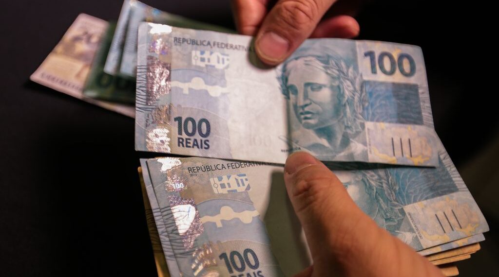 Cédulas e moedas de real, moeda brasileira