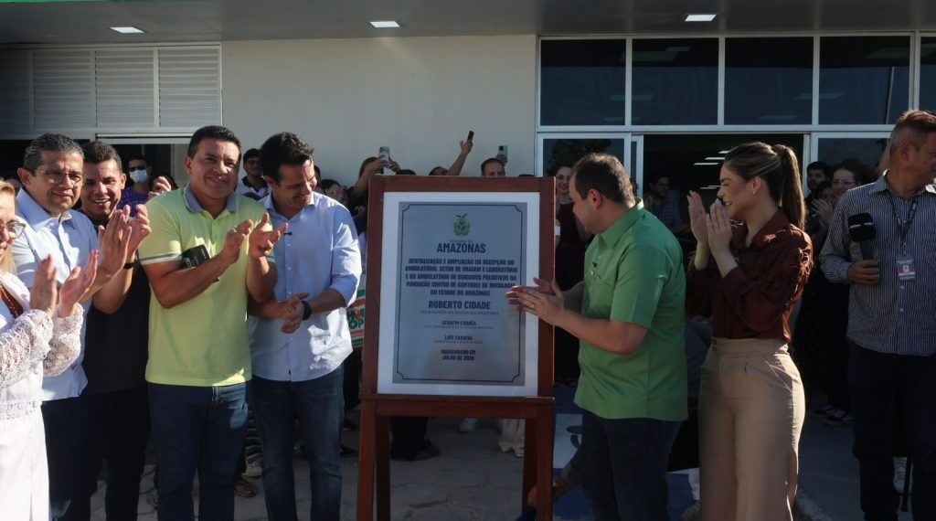 Governador Roberto Cidade entrega readequação do ambulatório da FCecon e amplia capacidade de atendimento aos pacientes oncológicos
