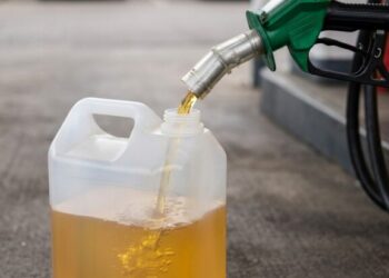 Procon-AM informa que está suspensa no Amazonas a venda de gasolina, etanol e óleo diesel em recipientes portáteis